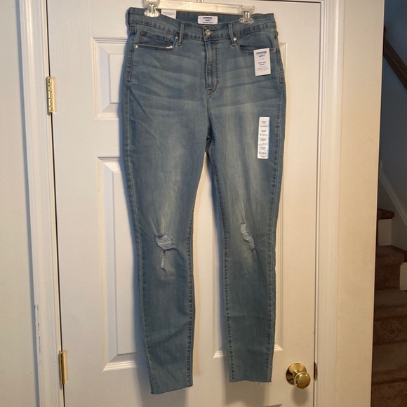Denizen from Levi's Denim - Brand New Denizen High-Rise Skinny Jeans…size 14L